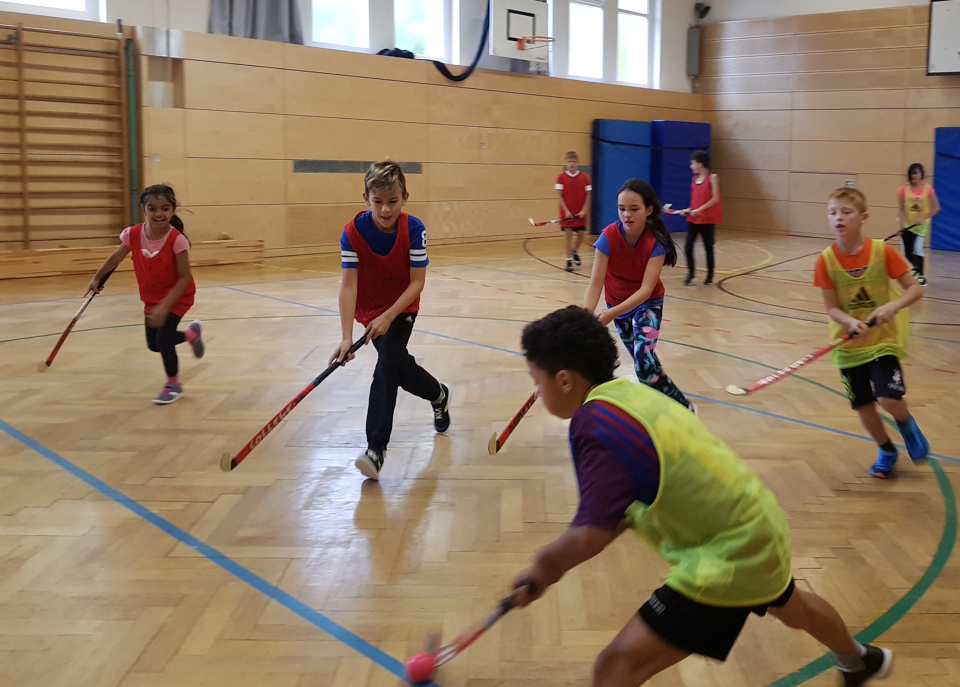 Hockey Schnupperkurs Im Sportunterricht Ostschule Heidenheim